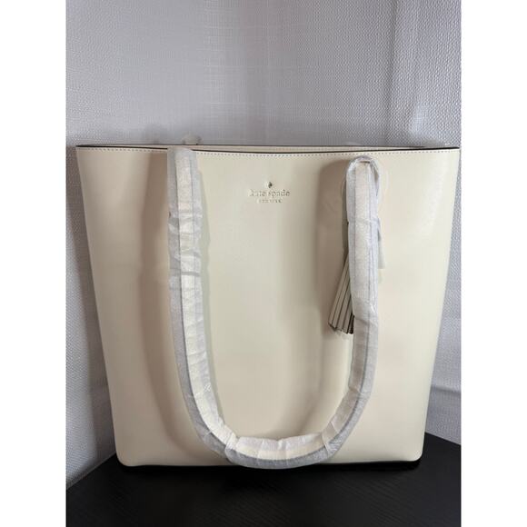 Kate Spade New York Handbags - Kate Spade Large Saffiano Leather Tote — Cream/Ivory NWT